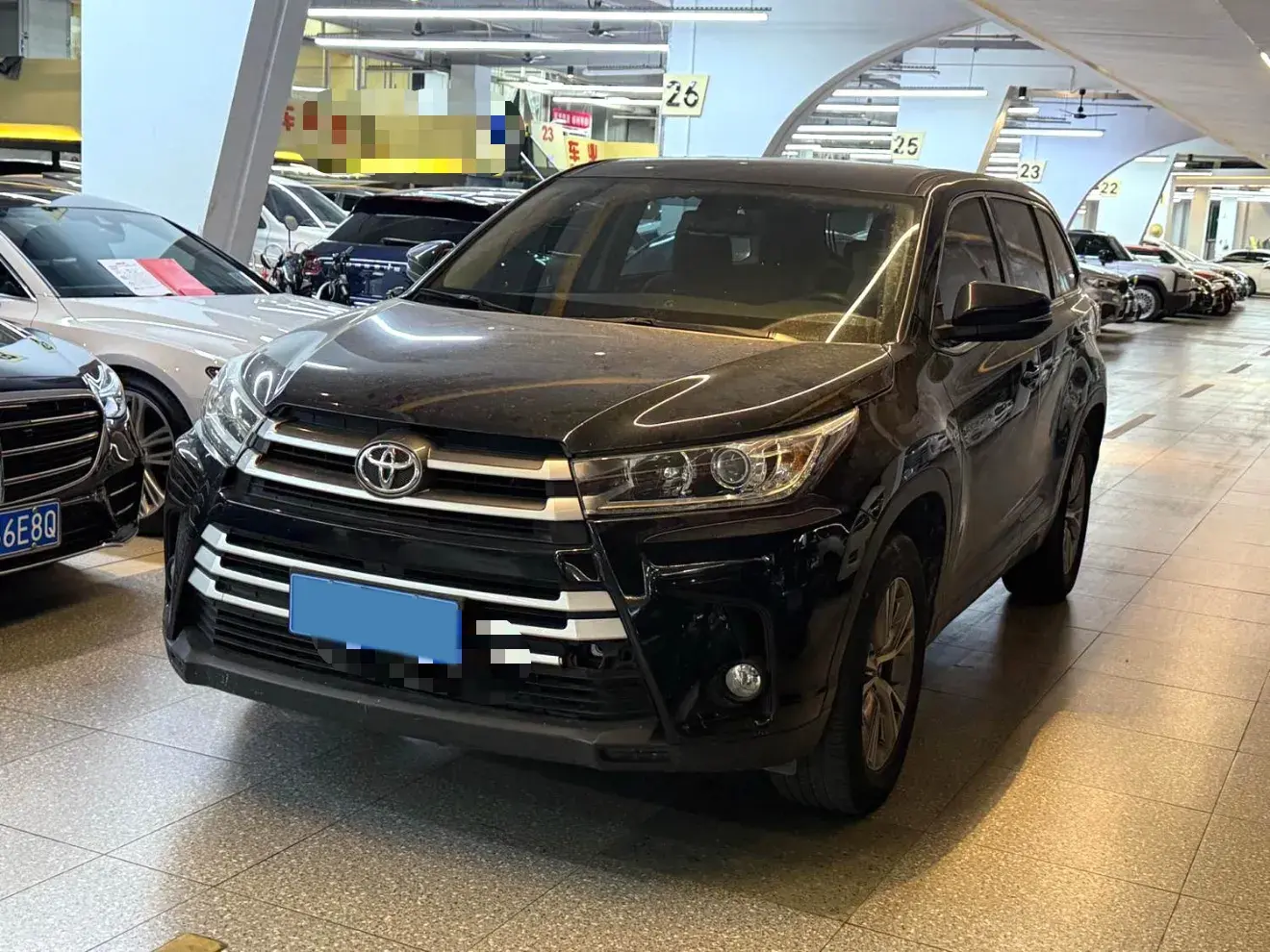 2021 TOYOTA HIGHLANDER view 1