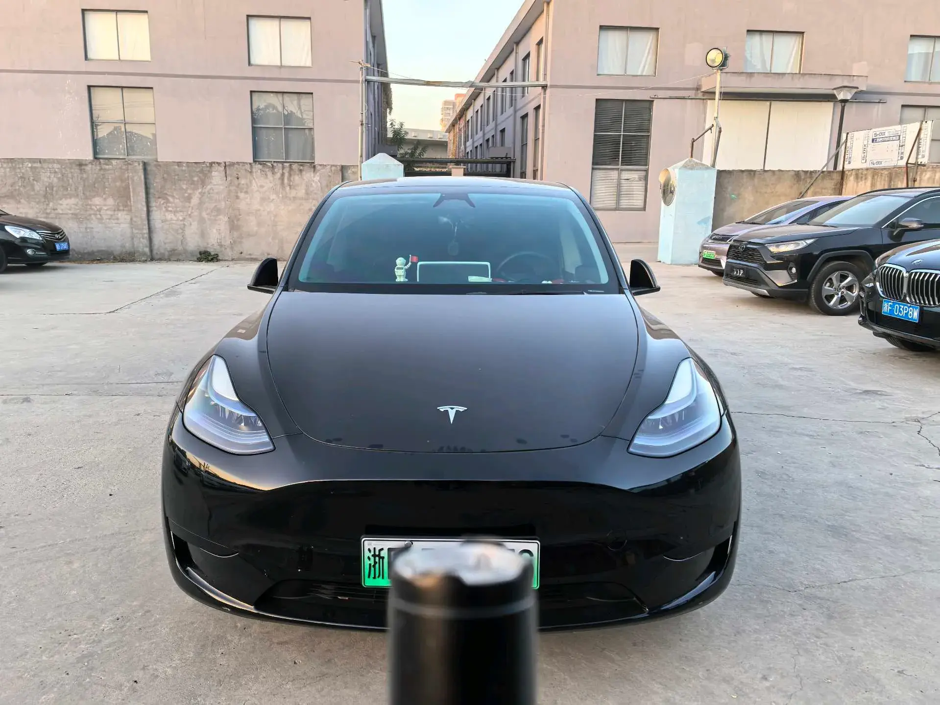 2024 TESLA MODEL thumbnail 2