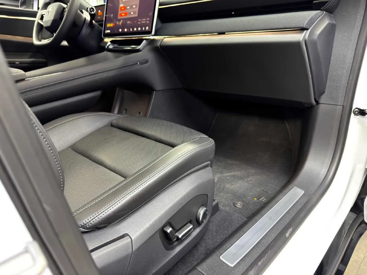 2024 Polestar 4 BEV 86KWH,autocango,china used car exporter,china ev exporter,chinese used car exporter,chinese used ev exporter