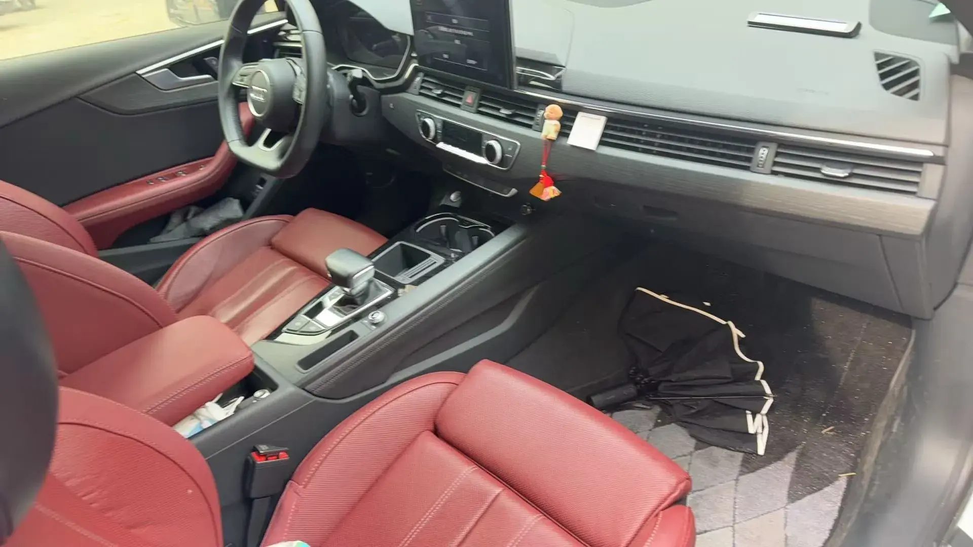 2023 AUDI A4L thumbnail 4