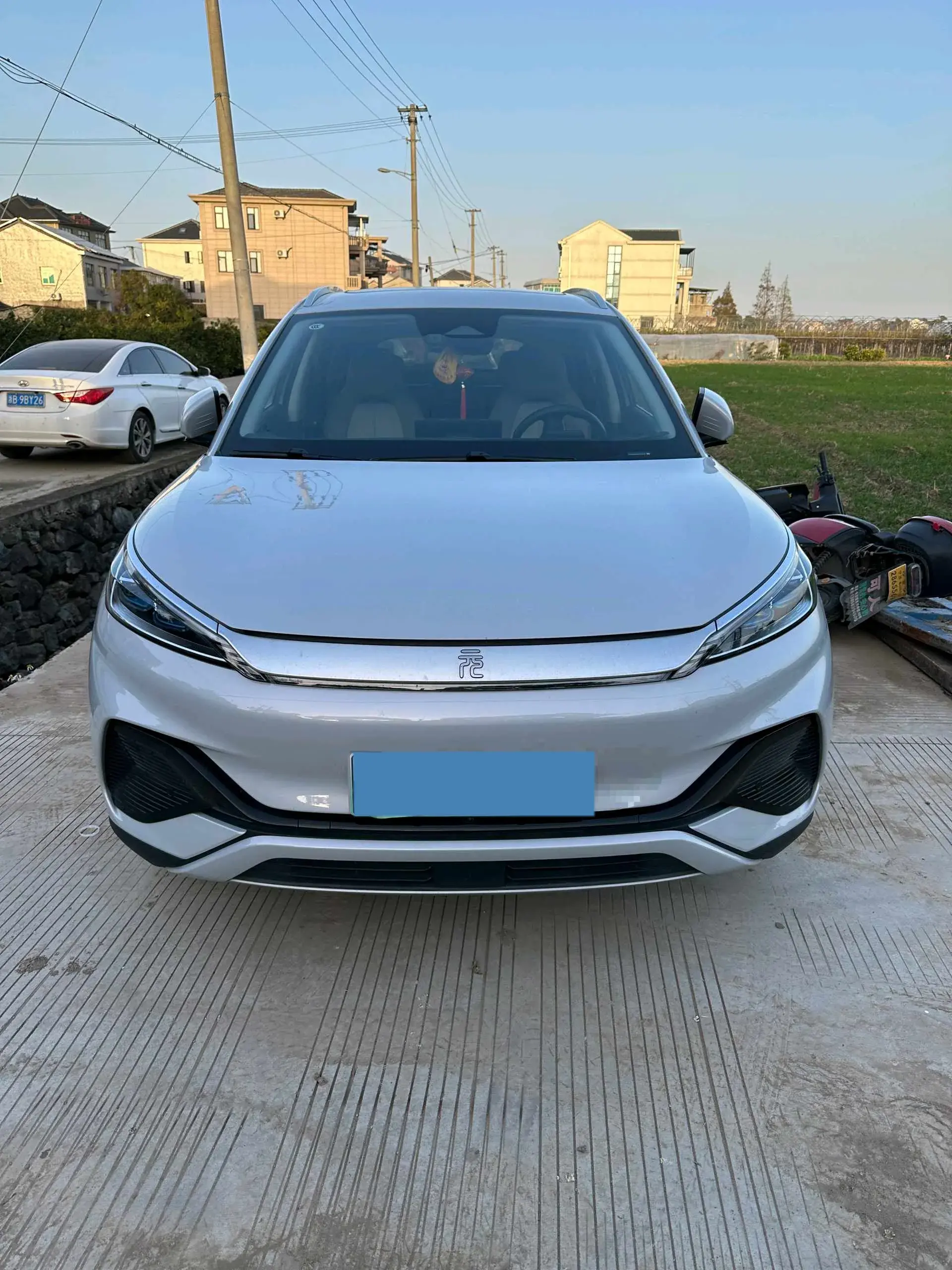 2024 BYD YUAN thumbnail 3