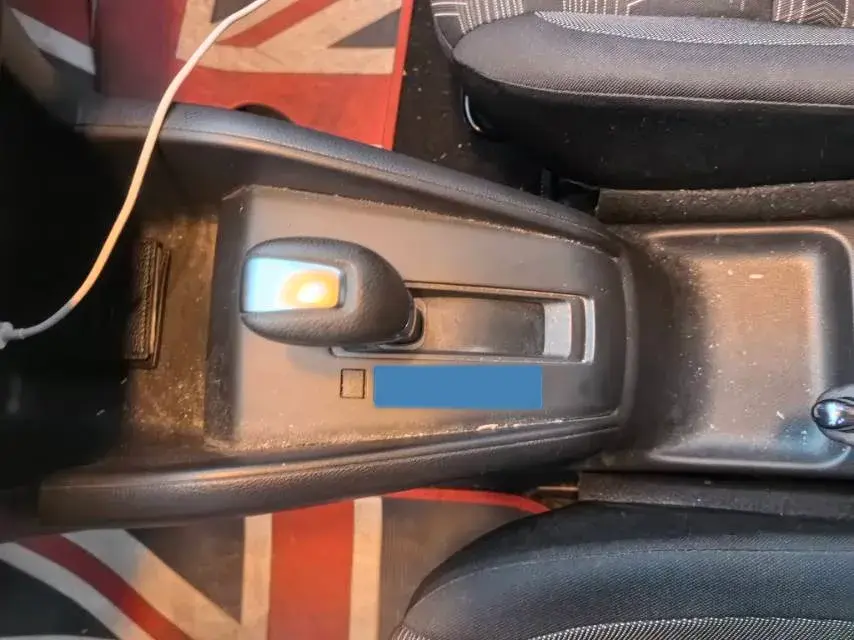 2019 NISSAN KICKS thumbnail 4