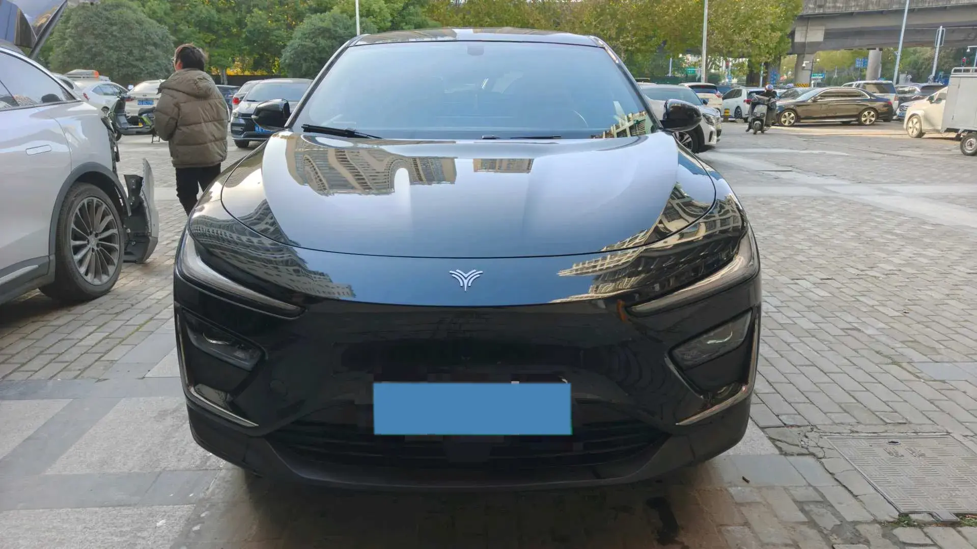 2023 NETA X thumbnail 2