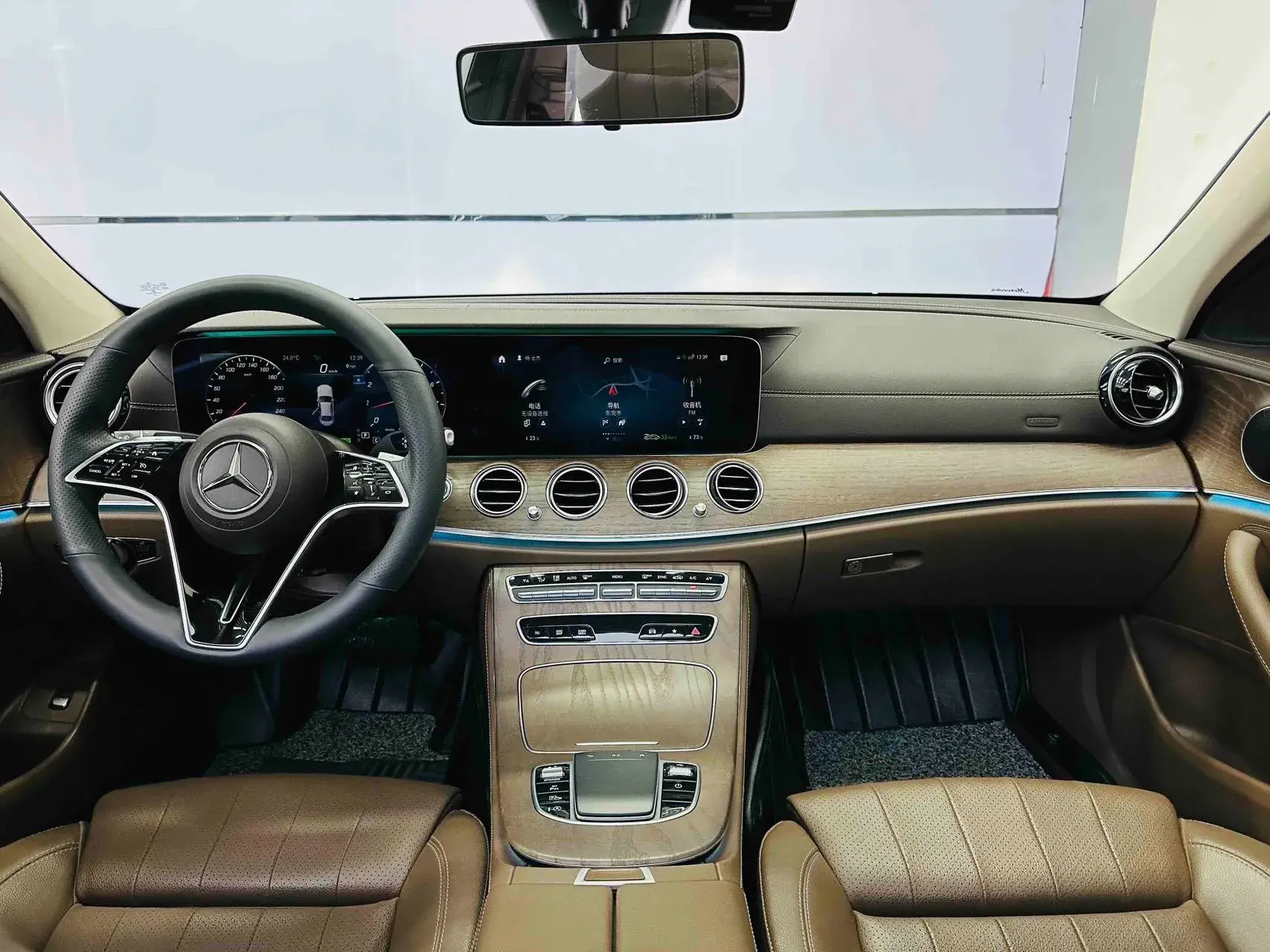 2021 MERCEDES-BENZ E thumbnail 4