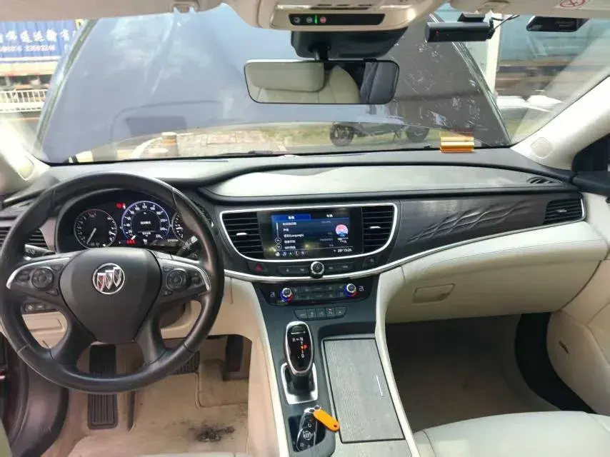 2021 BUICK LARCOSSE thumbnail 3