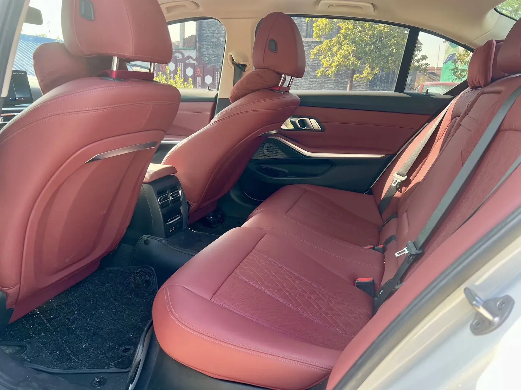 2024 BMW I3 thumbnail 4