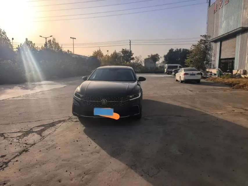 2025 VOLKSWAGEN PASSAT thumbnail 2