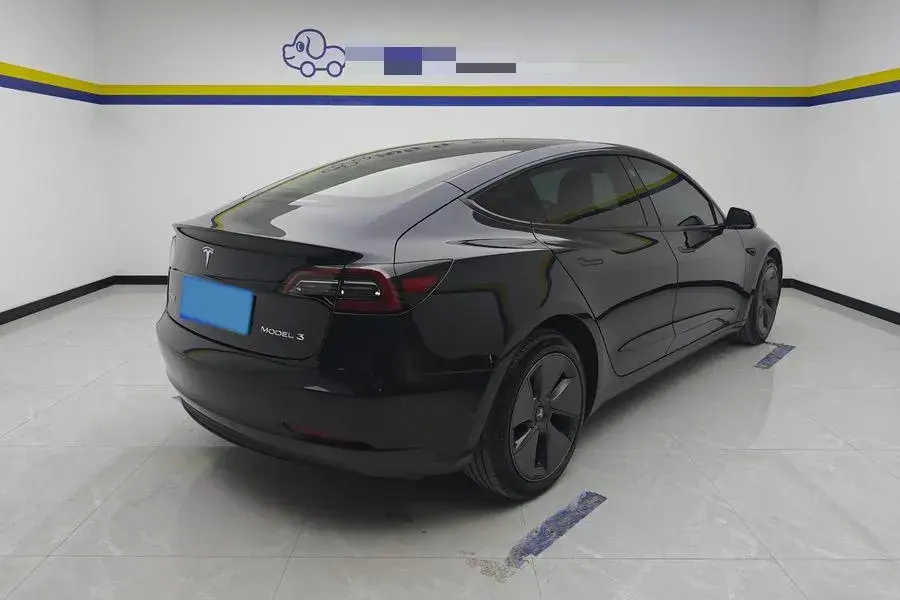 2022 TESLA MODEL thumbnail 2