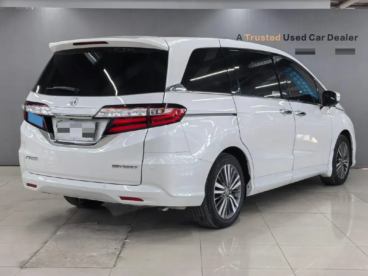 2018 Honda Odyssey 2.4L 186HP L4 CVT,autocango,china used car exporter,china ev exporter,chinese used car exporter,chinese used ev exporter