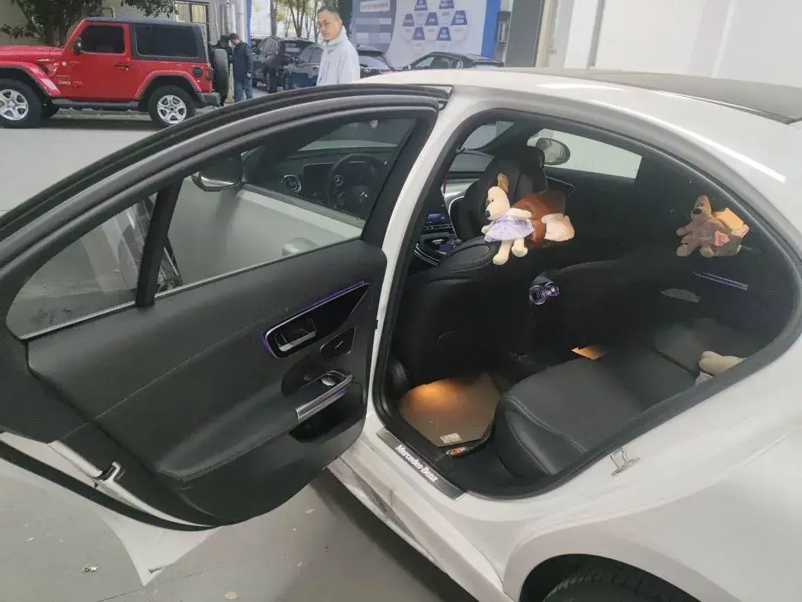 2024 MERCEDES-BENZ C thumbnail 4