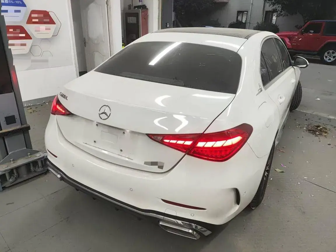 2024 MERCEDES-BENZ C thumbnail 2