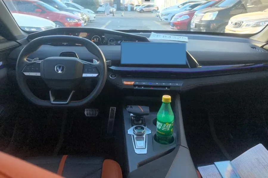 2024 ChangAn UNI-V 1.5T 188HP L4 7DCT,autocango,china used car exporter,china ev exporter,chinese used car exporter,chinese used ev exporter