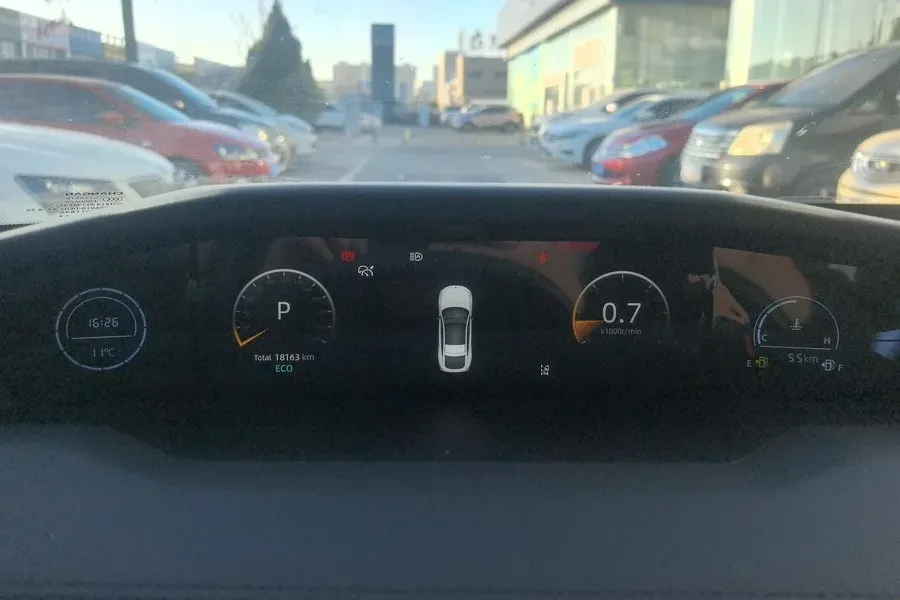 2024 ChangAn UNI-V 1.5T 188HP L4 7DCT,autocango,china used car exporter,china ev exporter,chinese used car exporter,chinese used ev exporter