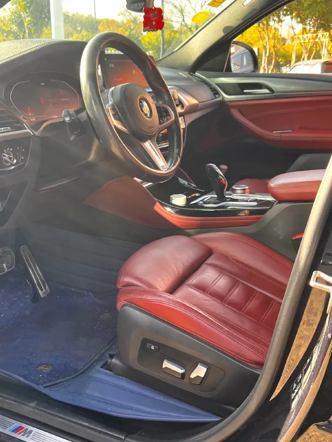 2020 BMW X4 2.0T 184HP L4 8AT,autocango,china used car exporter,china ev exporter,chinese used car exporter,chinese used ev exporter