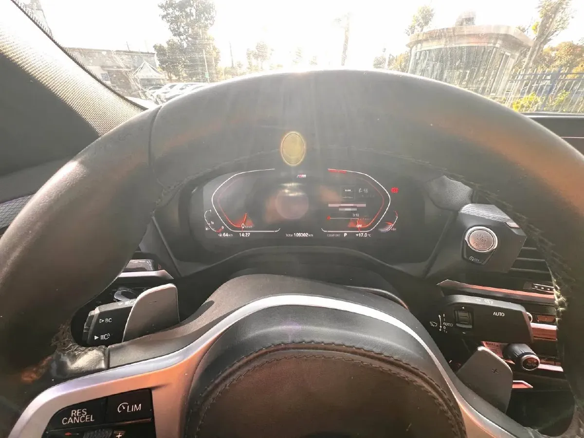 2020 BMW X4 2.0T 184HP L4 8AT,autocango,china used car exporter,china ev exporter,chinese used car exporter,chinese used ev exporter