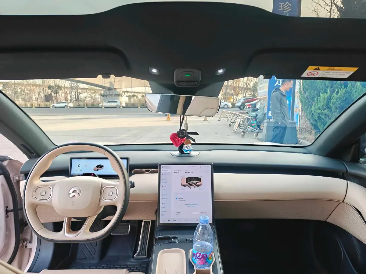 2024 NIO ET5 BEV 75KWH,autocango,china used car exporter,china ev exporter,chinese used car exporter,chinese used ev exporter