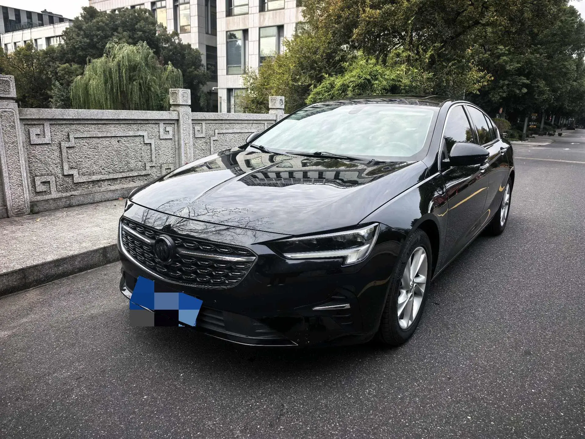 2021 BUICK REGAL view 1