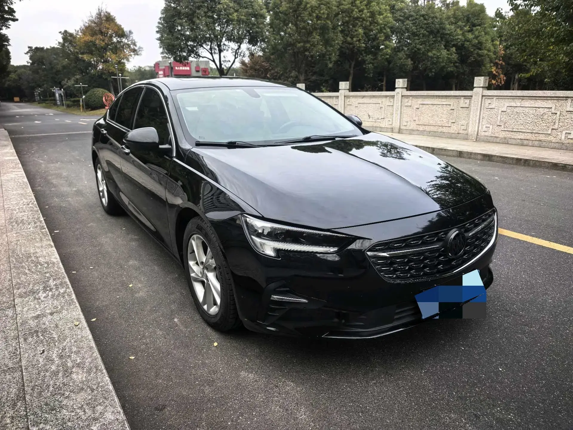 2021 BUICK REGAL thumbnail 3