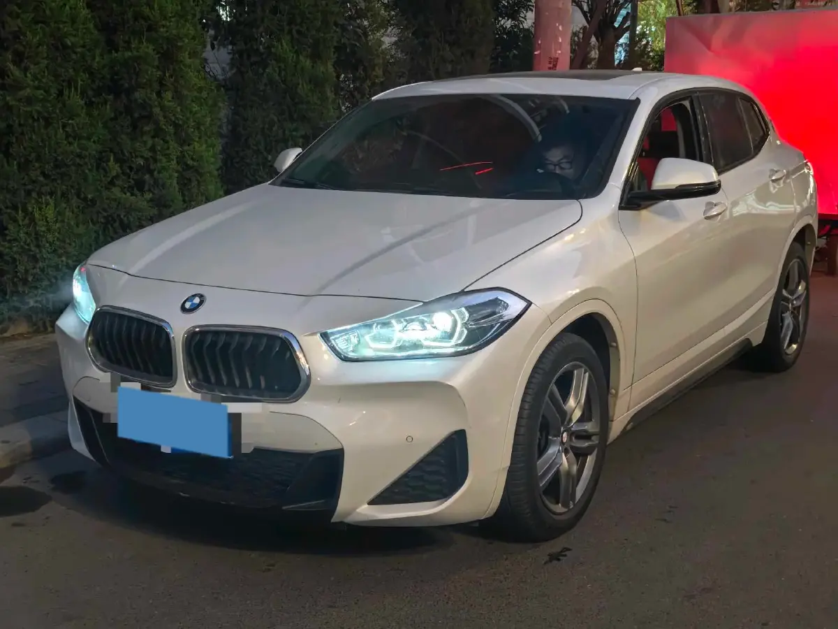 2021 BMW X2 2.0T 192HP L4 7DCT