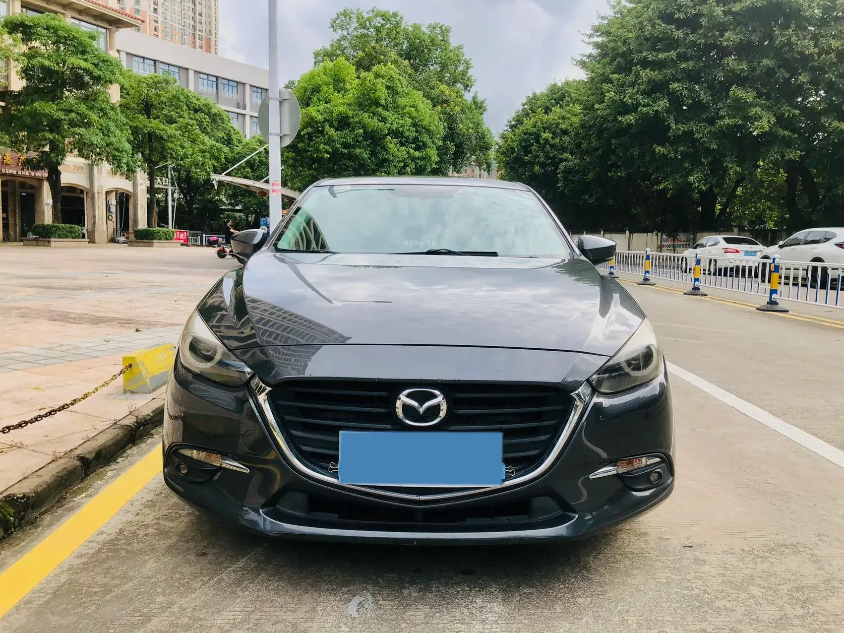 2017 MAZDA 3 thumbnail 2