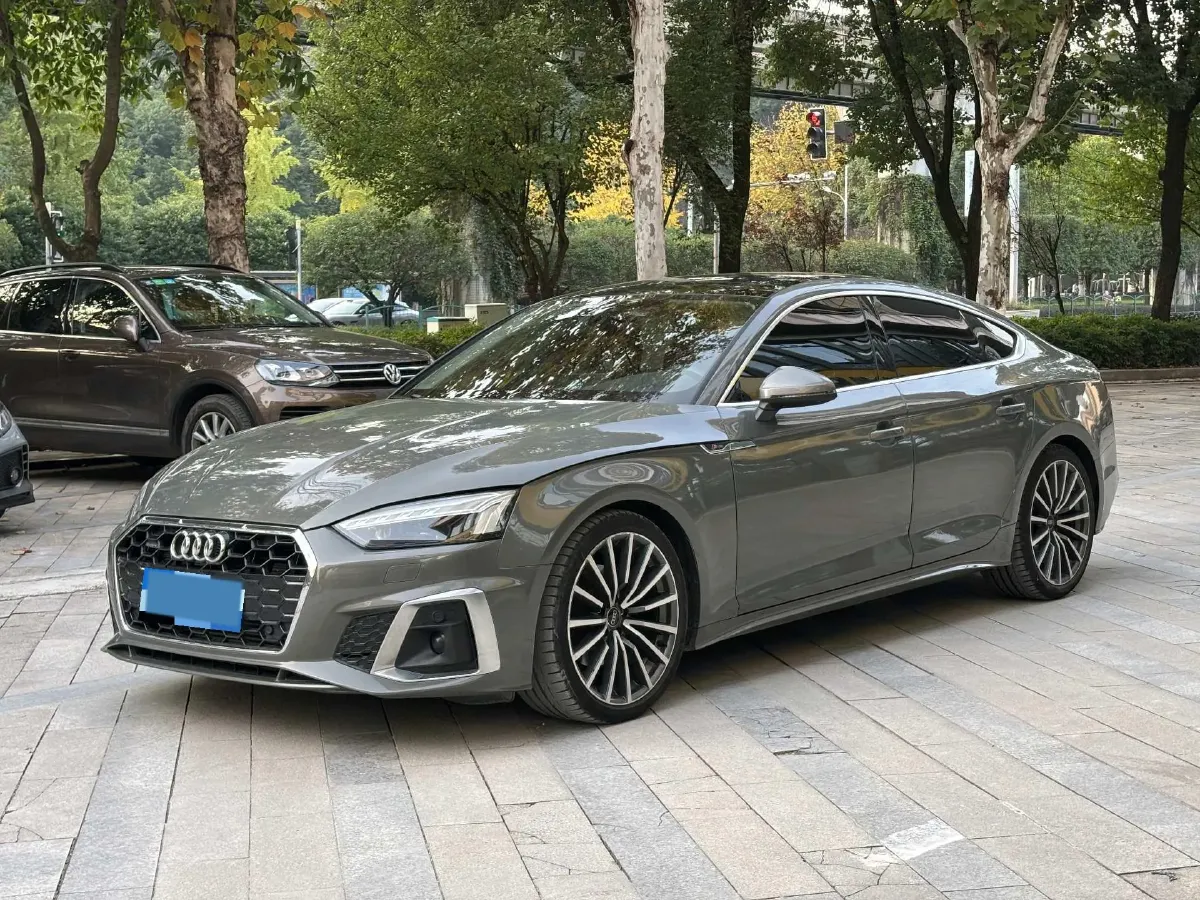 2023 Audi A5 2.0T 204HP L4 7DCT,autocango,china used car exporter,china ev exporter,chinese used car exporter,chinese used ev exporter