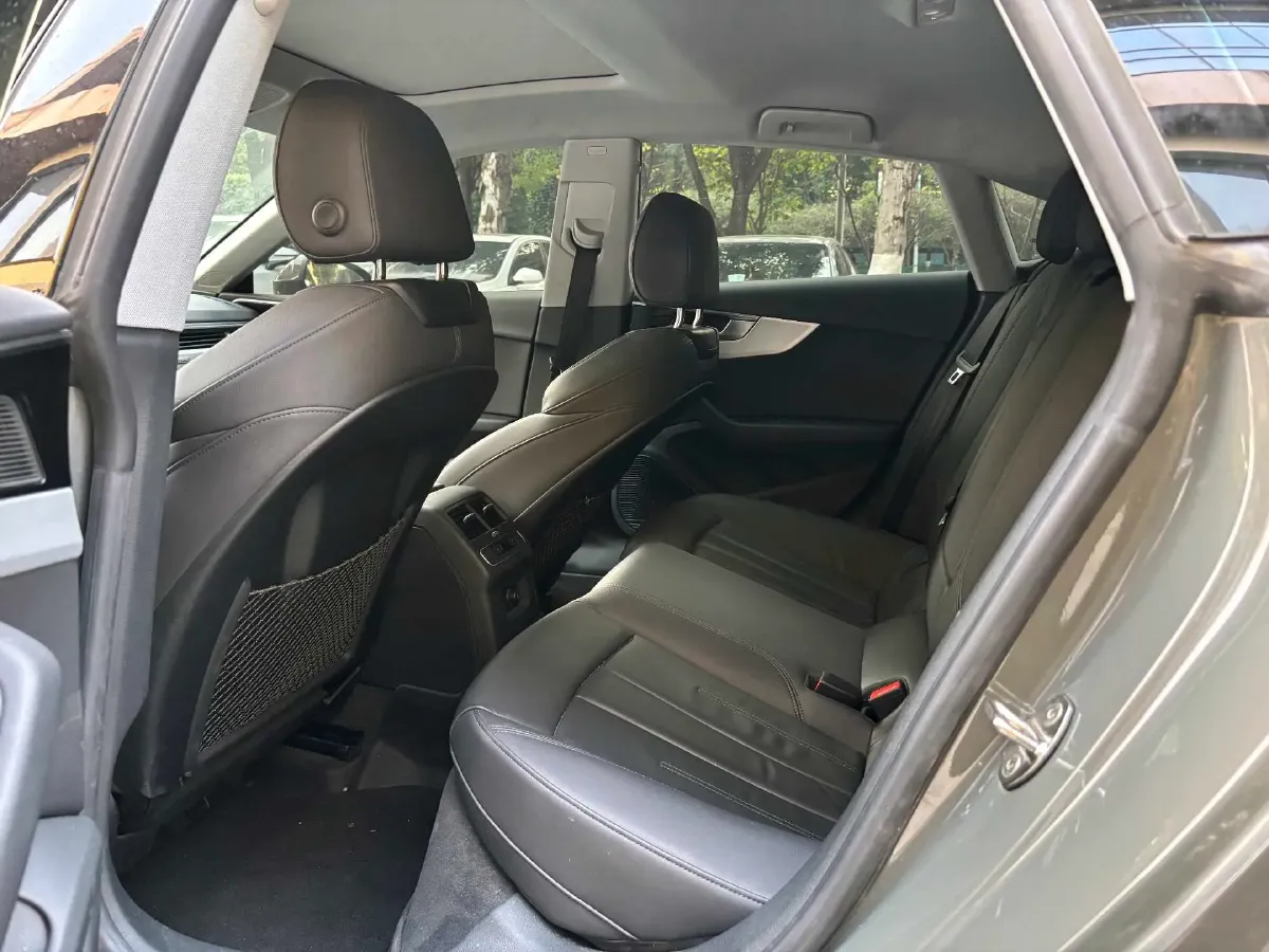 2023 Audi A5 2.0T 204HP L4 7DCT,autocango,china used car exporter,china ev exporter,chinese used car exporter,chinese used ev exporter