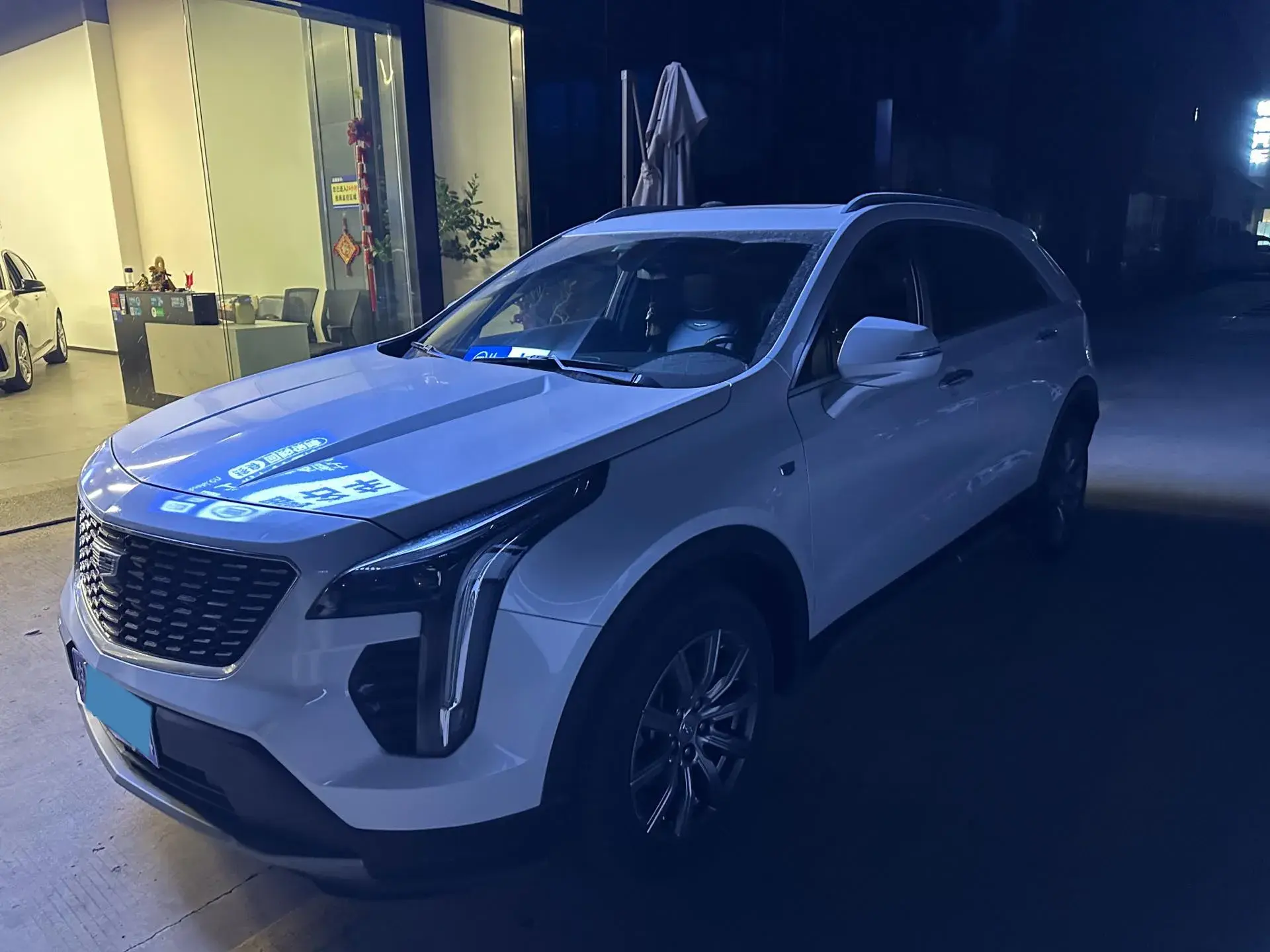 2018 CADILLAC XT4 view 1