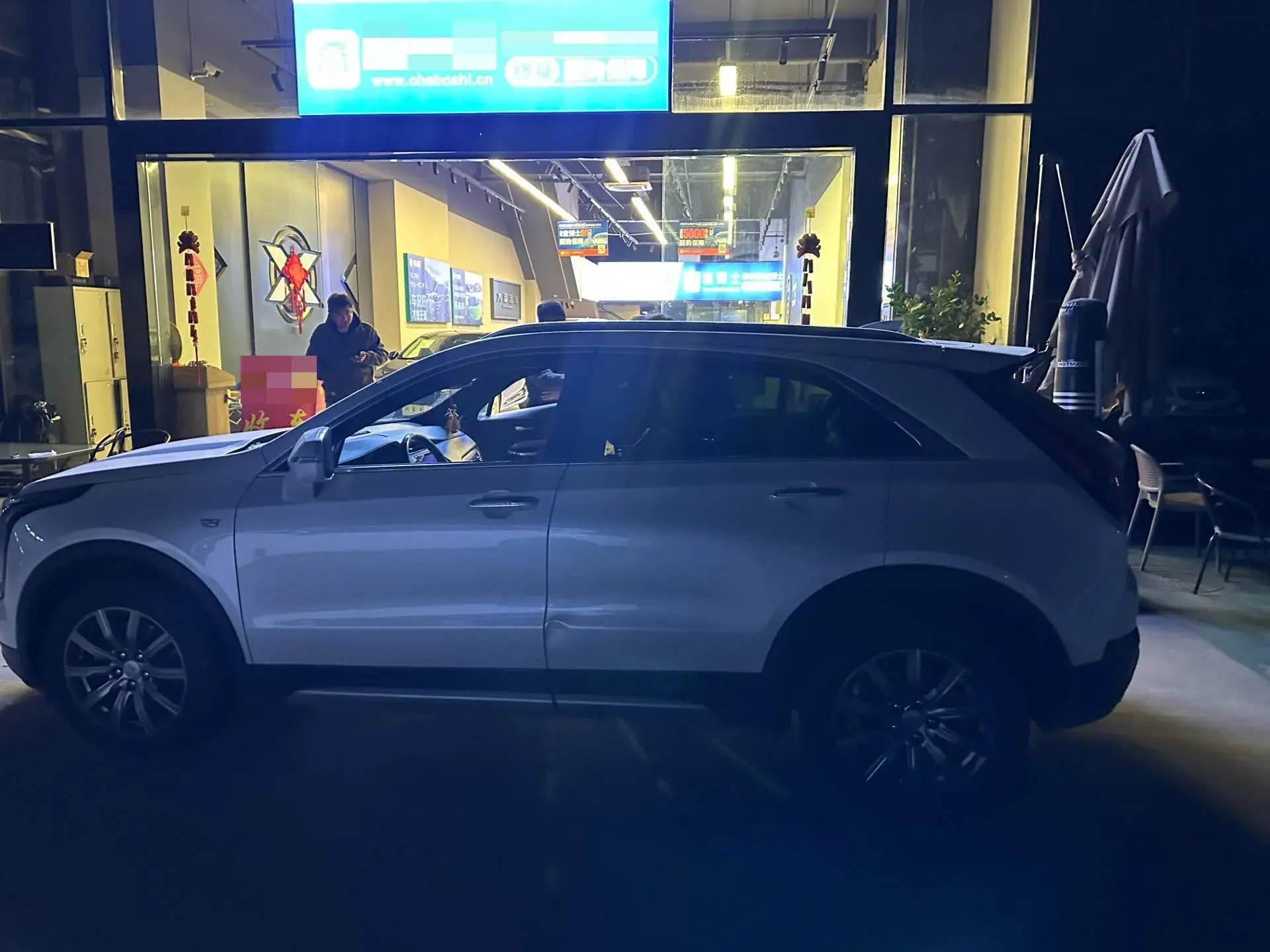 2018 CADILLAC XT4 thumbnail 4