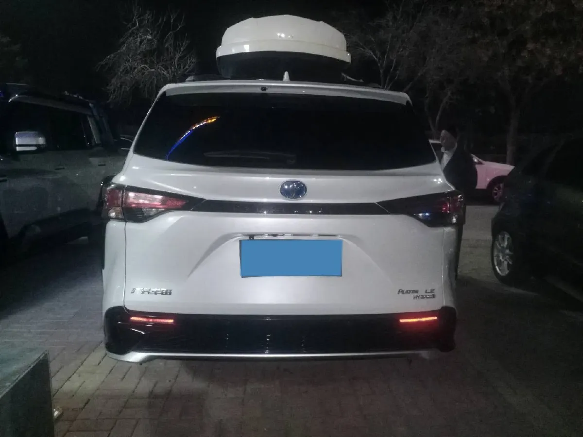 2021 Toyota Sienna 2.5L 192HP L4 E-CVT Hybrid,autocango,china used car exporter,china ev exporter,chinese used car exporter,chinese used ev exporter