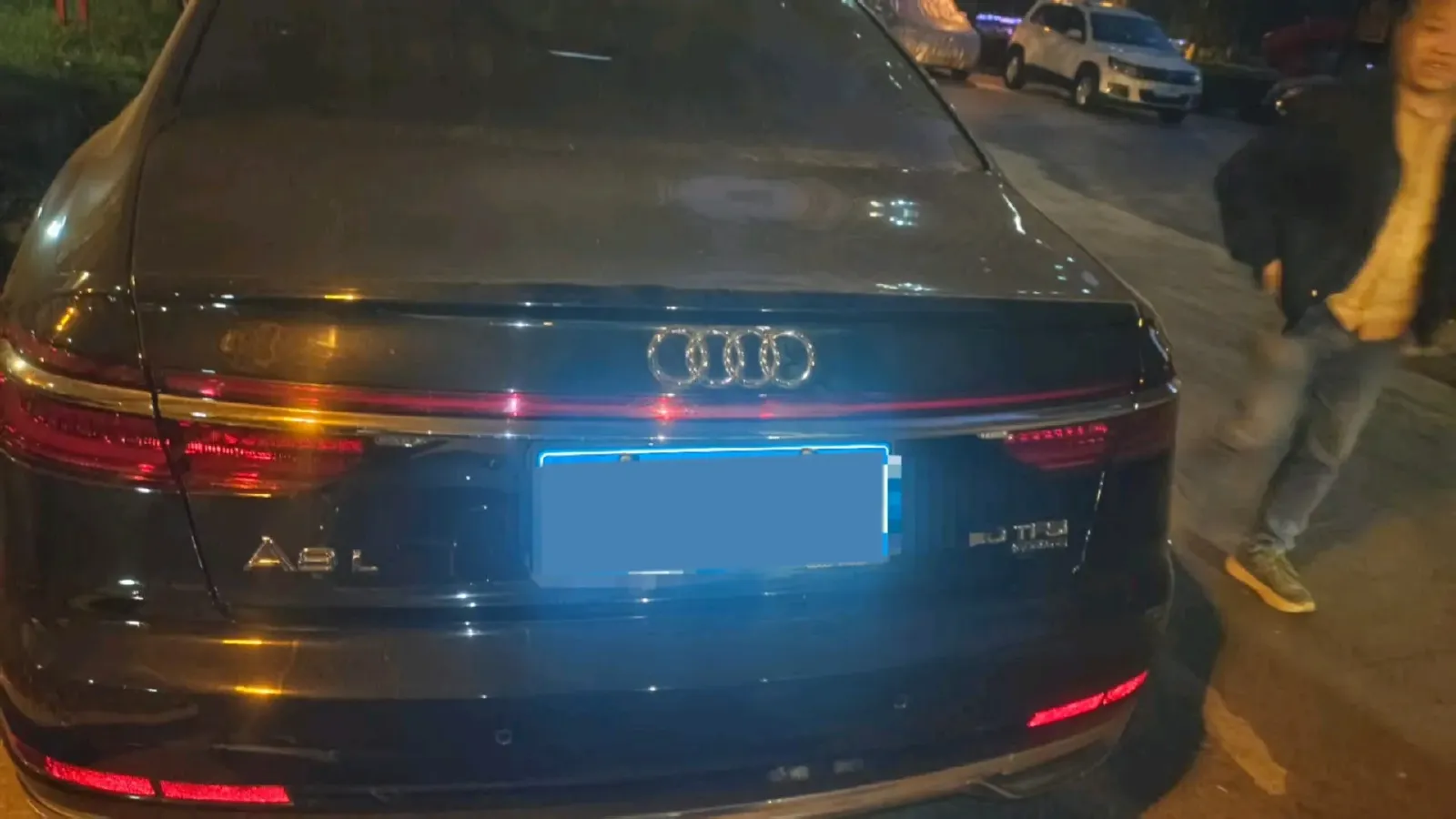 2021 Audi A8 3.0T 286HP V6 8AT,autocango,china used car exporter,china ev exporter,chinese used car exporter,chinese used ev exporter