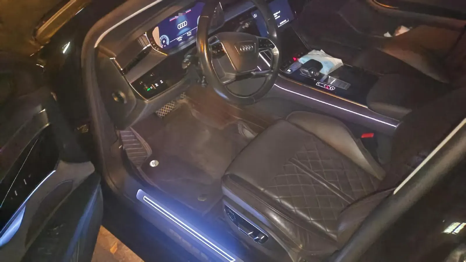 2021 Audi A8 3.0T 286HP V6 8AT,autocango,china used car exporter,china ev exporter,chinese used car exporter,chinese used ev exporter