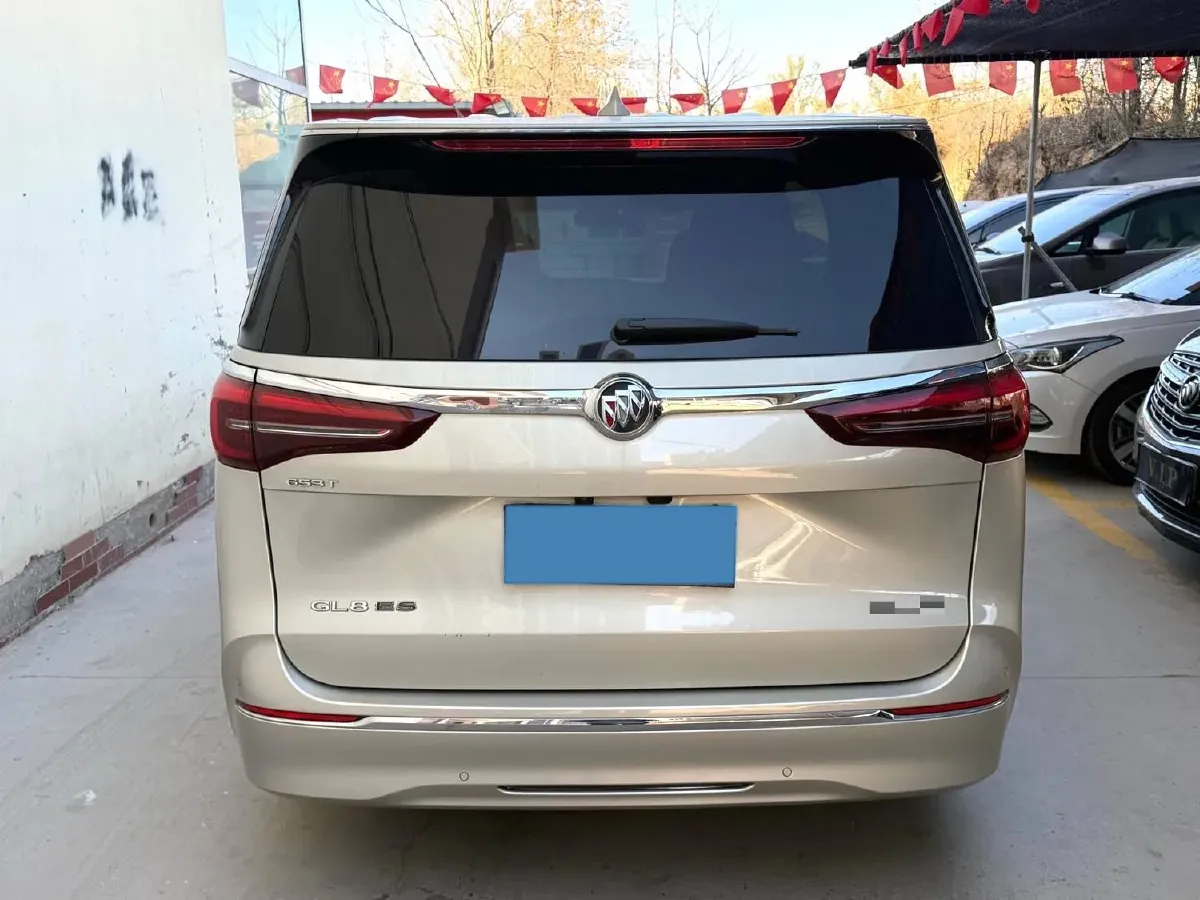 2020 Buick GL8 2.0T 237HP L4 9AT,autocango,china used car exporter,china ev exporter,chinese used car exporter,chinese used ev exporter