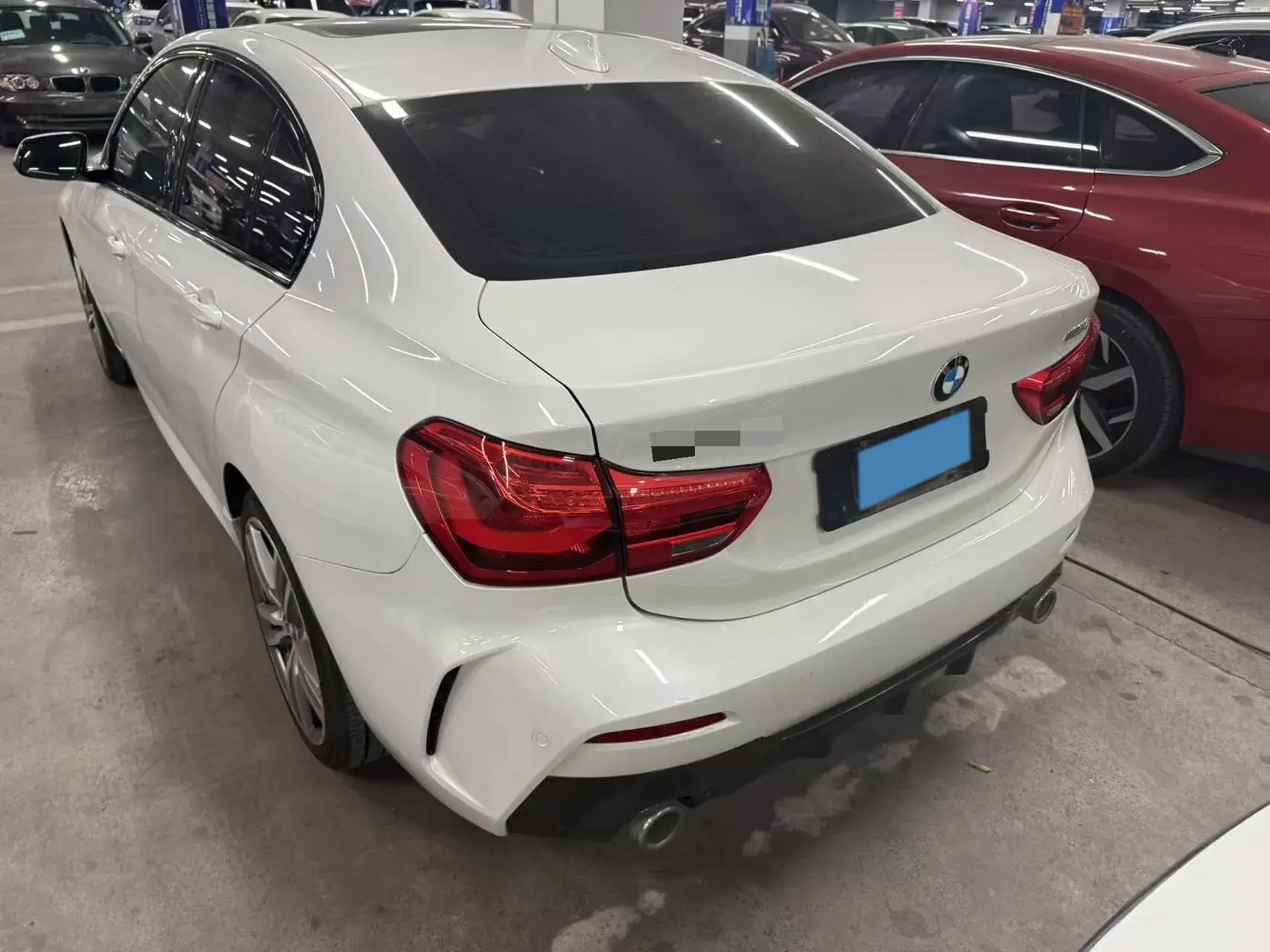 2020 BMW 1 thumbnail 4