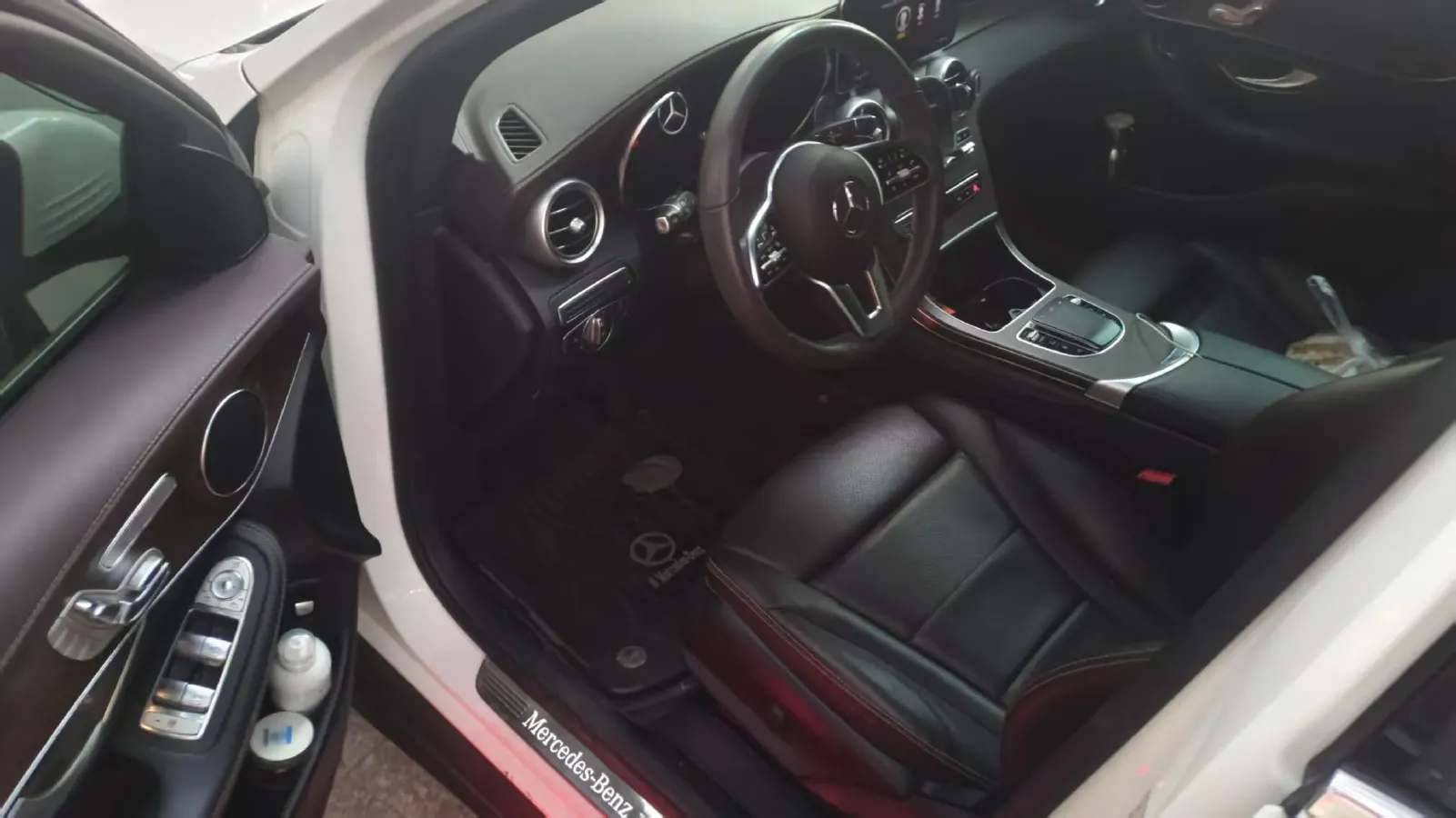 2021 Mercedes-Benz GLC Class 2.0T 197HP L4 9AT,autocango,china used car exporter,china ev exporter,chinese used car exporter,chinese used ev exporter