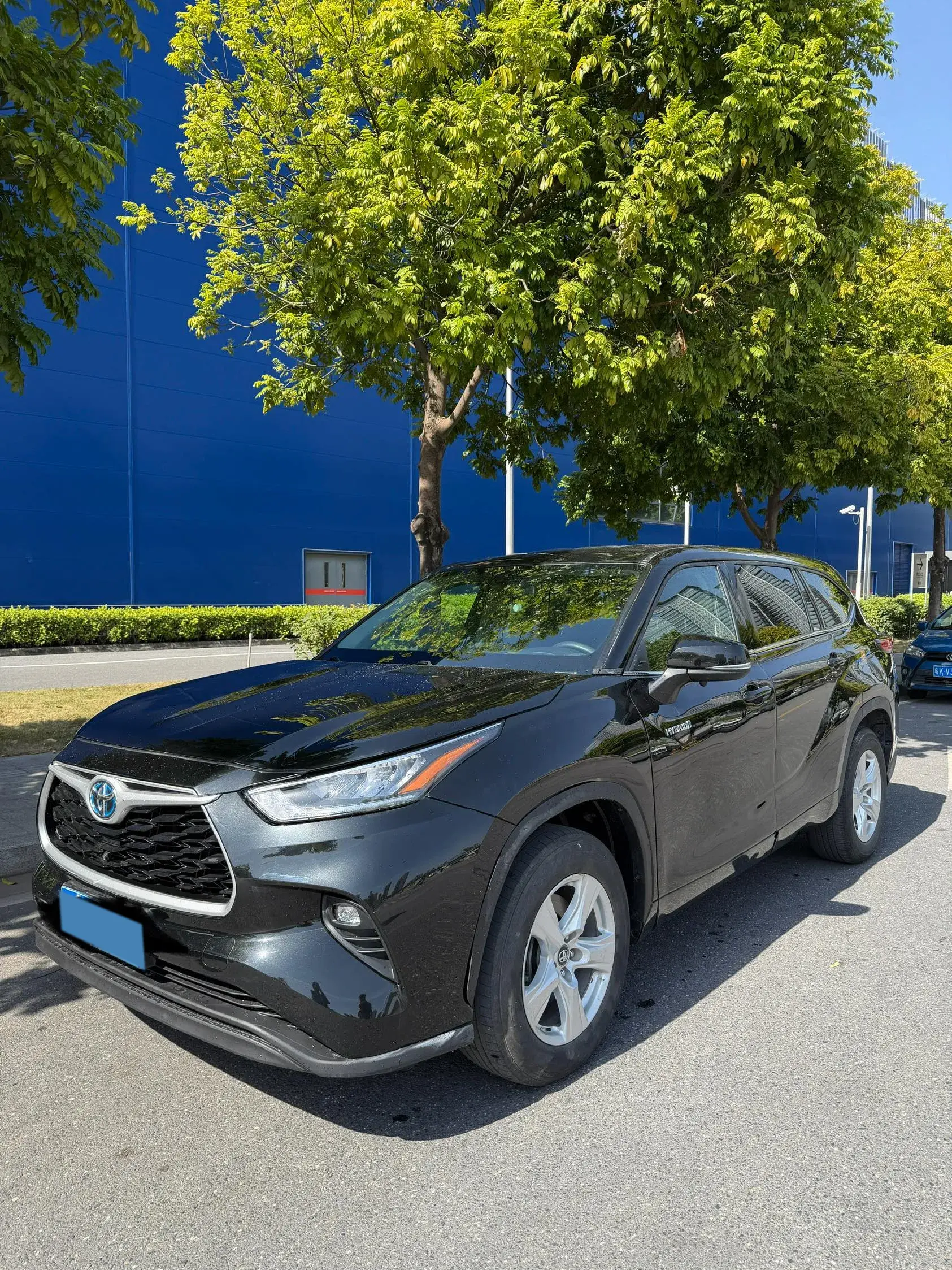 2022 TOYOTA HIGHLANDER view 1