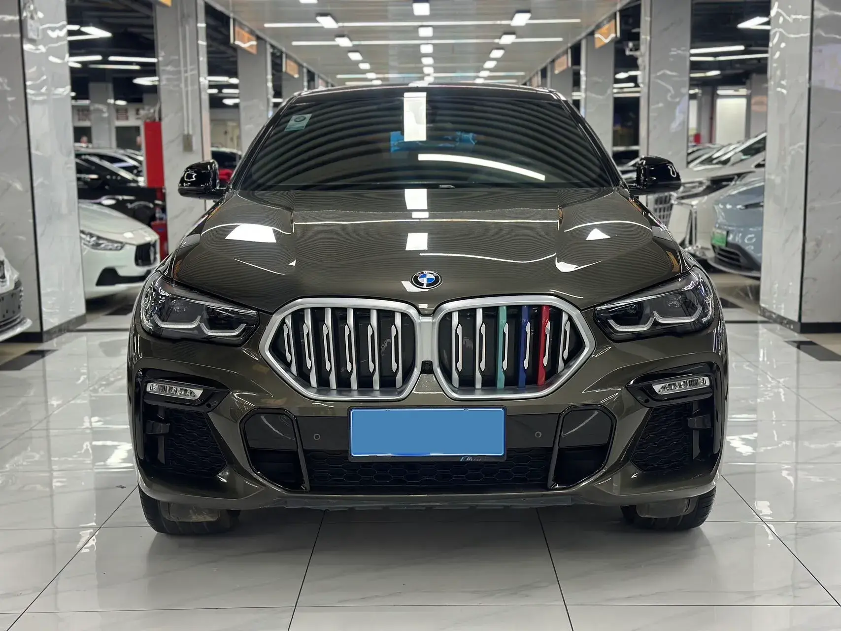 2021 BMW X6 thumbnail 2