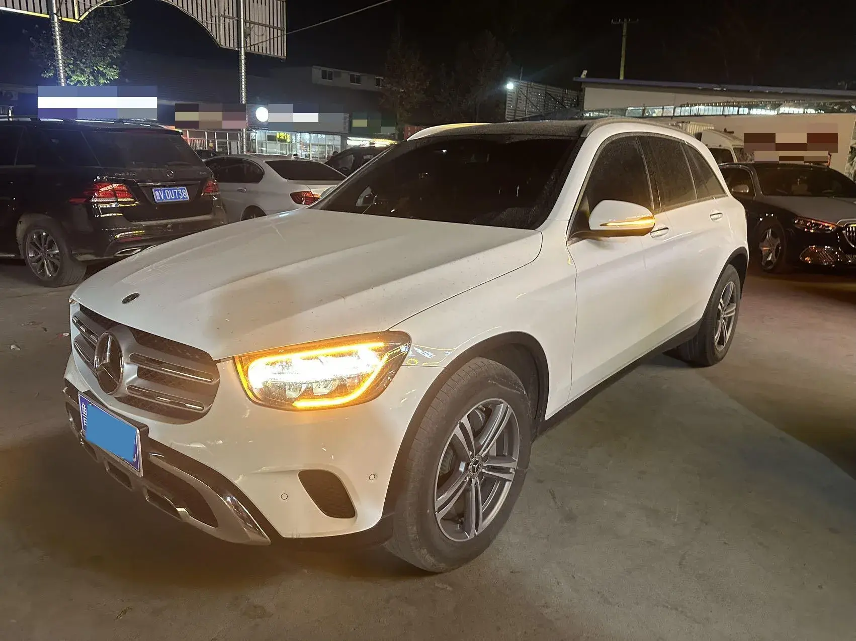 2021 MERCEDES-BENZ GLC view 1