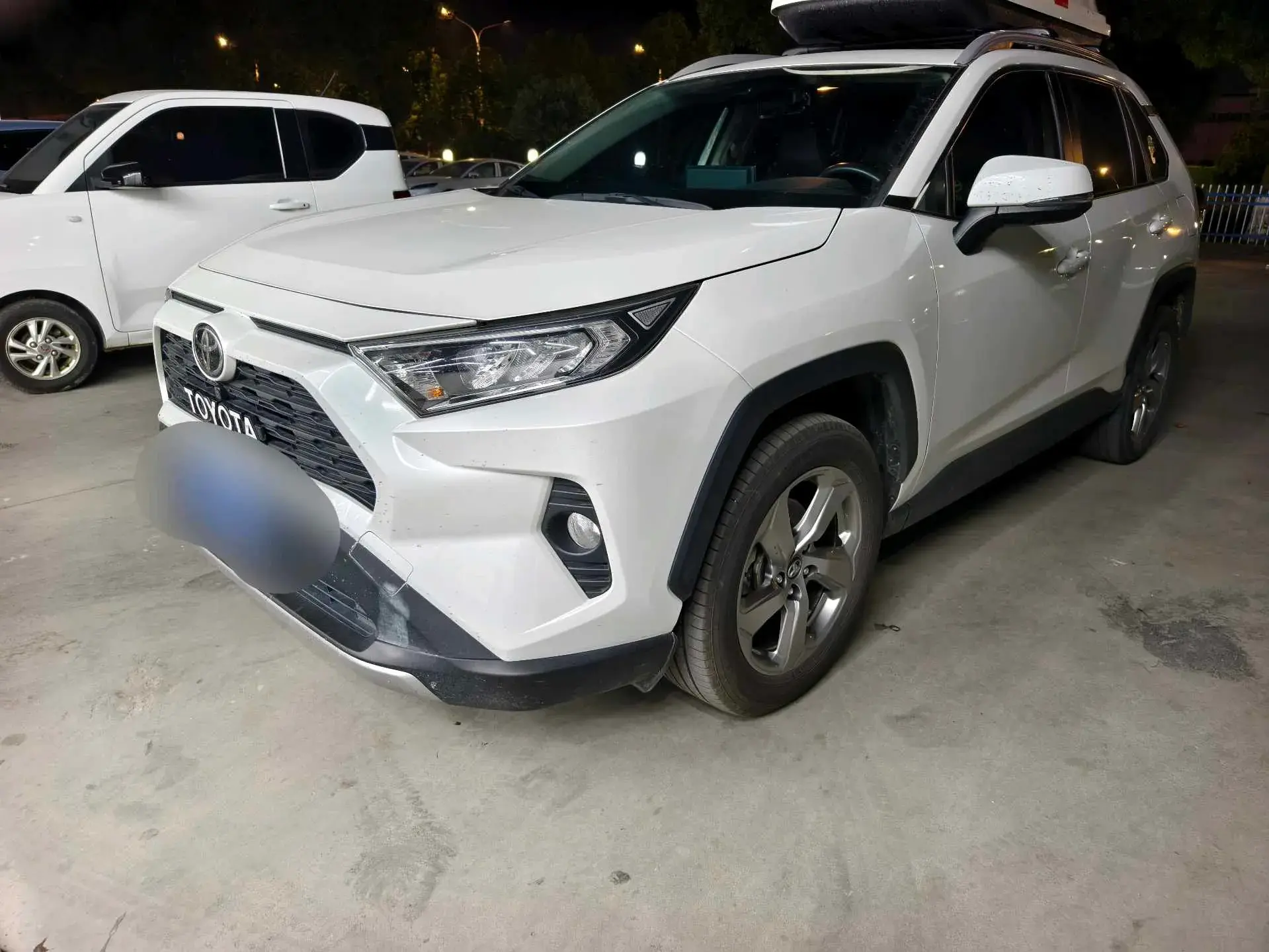 2021 TOYOTA RAV4 view 1