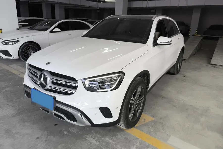 2021 Mercedes-Benz GLC Class 2.0T 197HP L4 9AT,autocango,china used car exporter,china ev exporter,chinese used car exporter,chinese used ev exporter