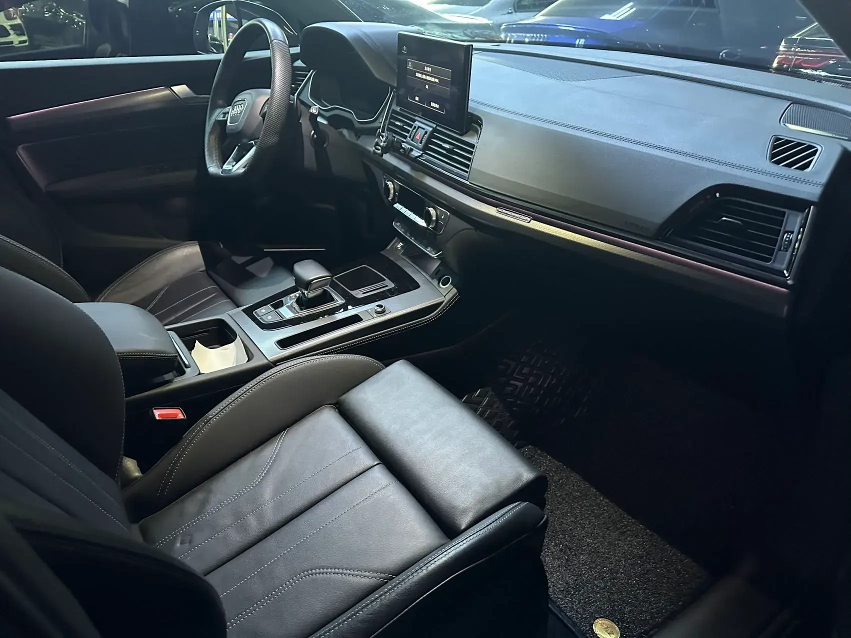 2022 AUDI Q5L thumbnail 4