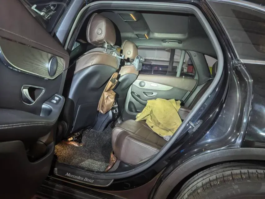 2021 Mercedes-Benz GLC Class 2.0T 197HP L4 9AT,autocango,china used car exporter,china ev exporter,chinese used car exporter,chinese used ev exporter