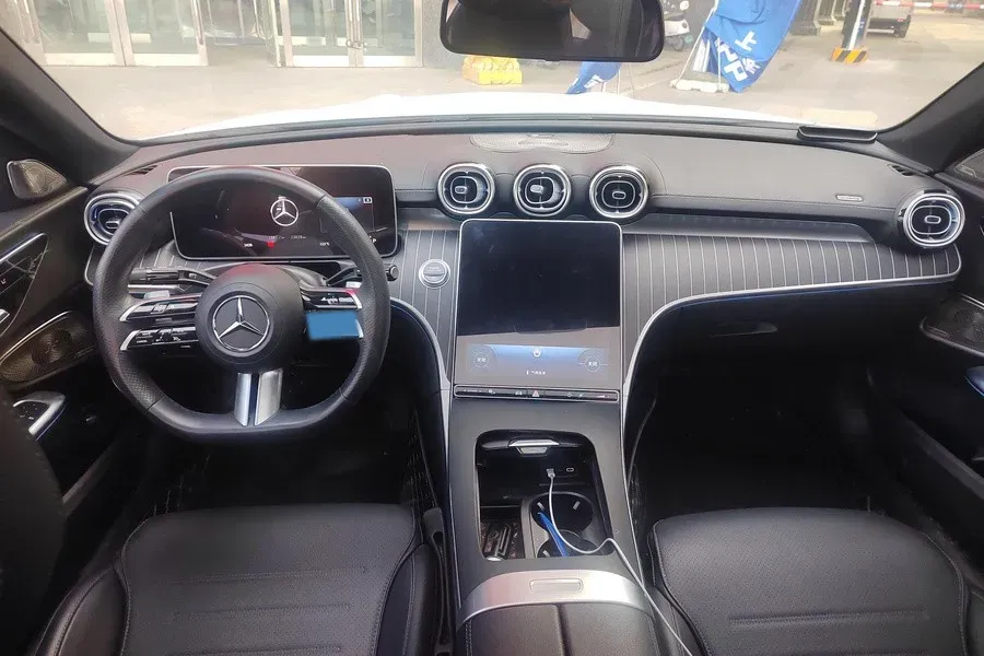 2023 Mercedes-Benz C Class 1.5T 204HP L4 9AT,autocango,china used car exporter,china ev exporter,chinese used car exporter,chinese used ev exporter