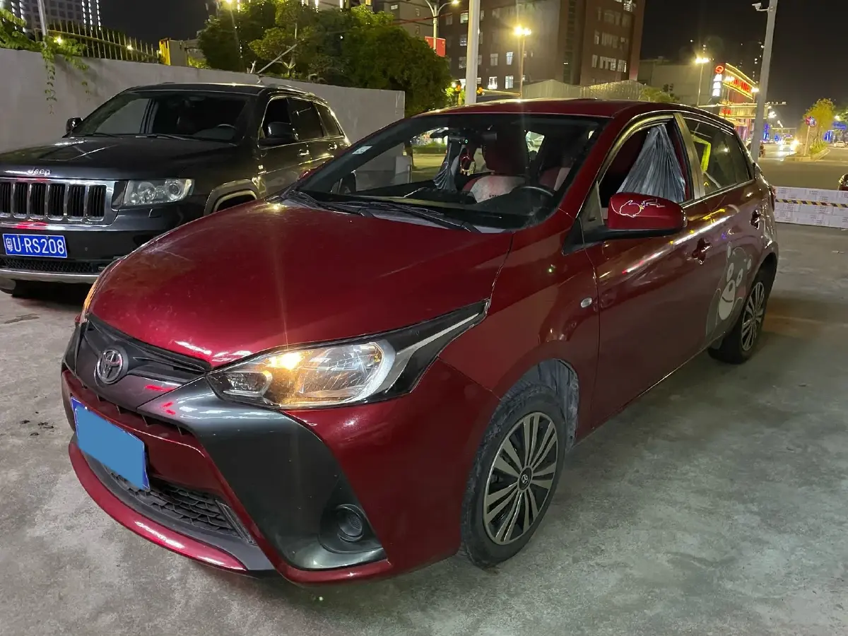 2017 Toyota Yaris L 1.5L 107HP L4 CVT
