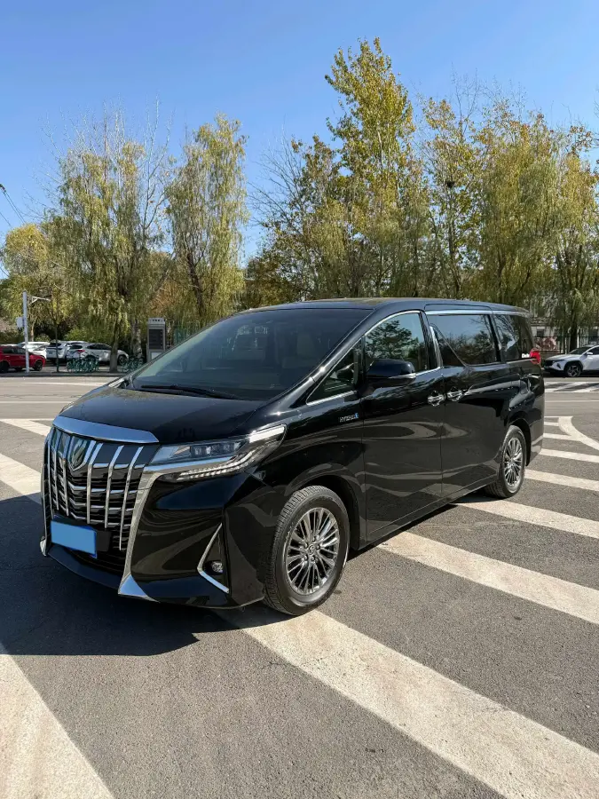 2021 Toyota Alphard 2.5L 117HP L4 E-CVT Hybrid