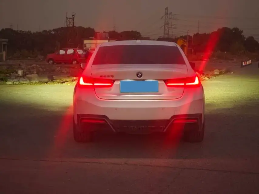 2025 BMW I3 thumbnail 3