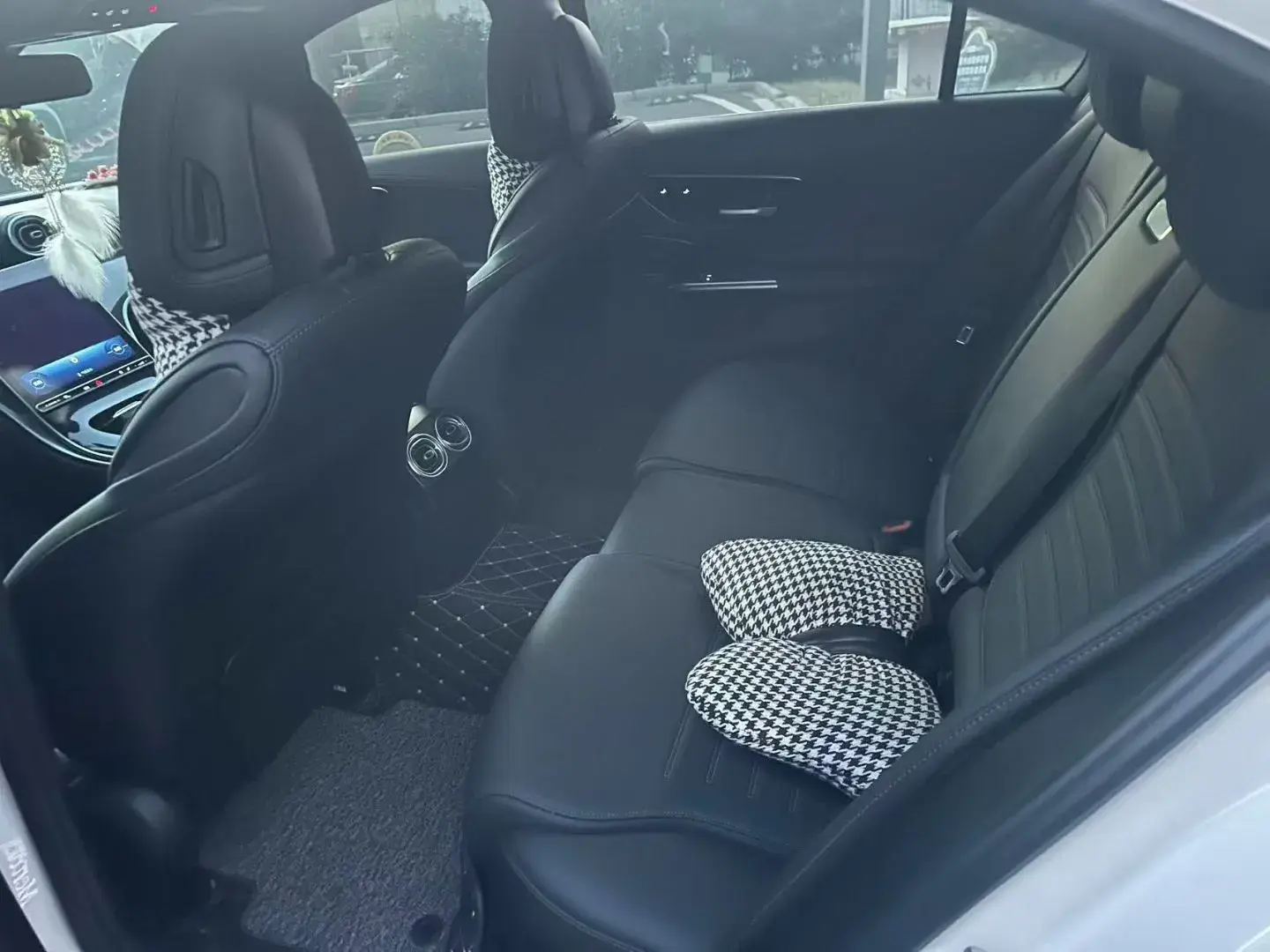 2023 MERCEDES-BENZ C thumbnail 4