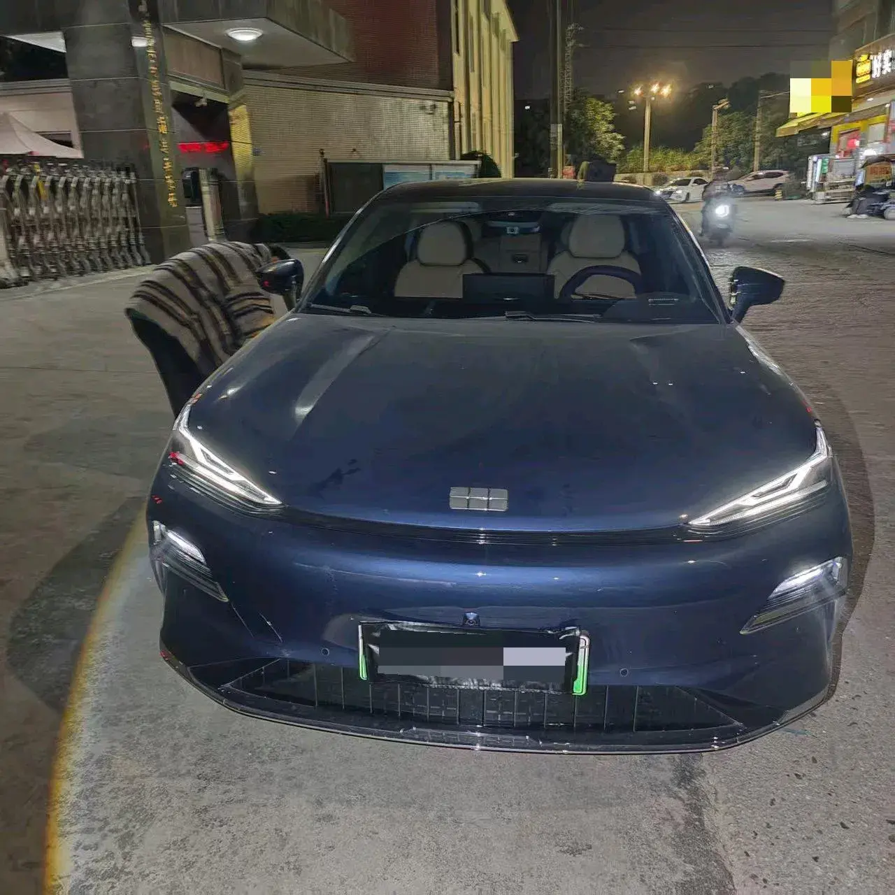 2025 GEELY GALAXY thumbnail 2