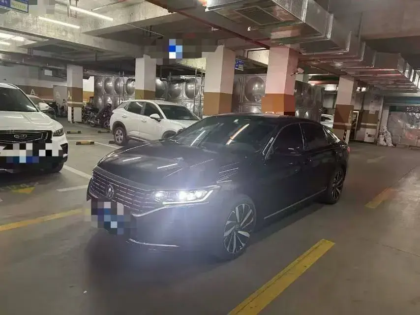 2022 VOLKSWAGEN PASSAT view 1