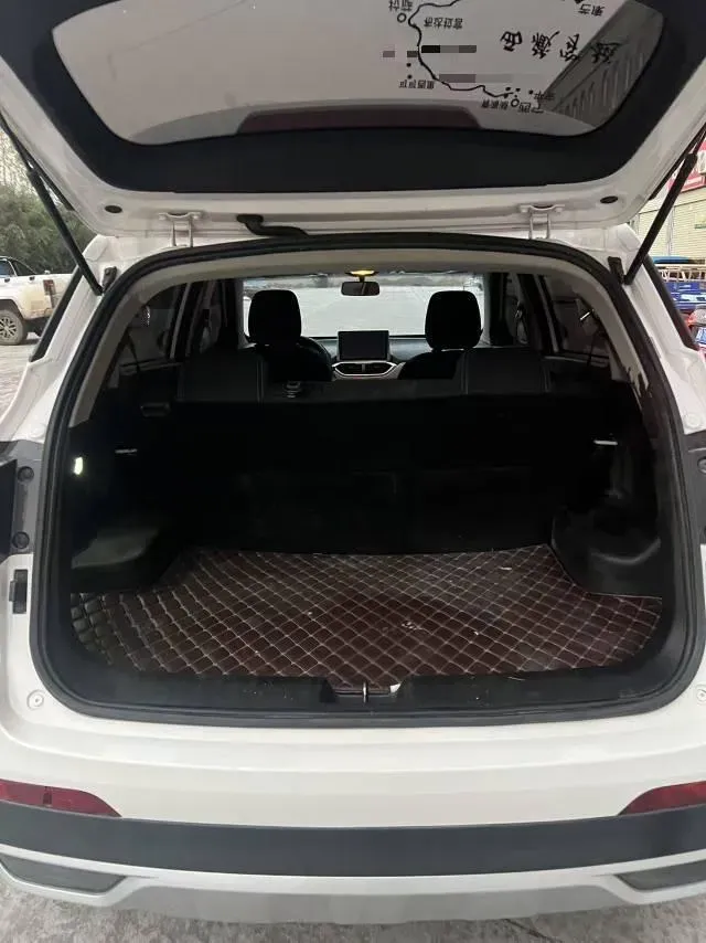 2017 BaoJun 510 1.5L 112HP L4 6MT,autocango,china used car exporter,china ev exporter,chinese used car exporter,chinese used ev exporter