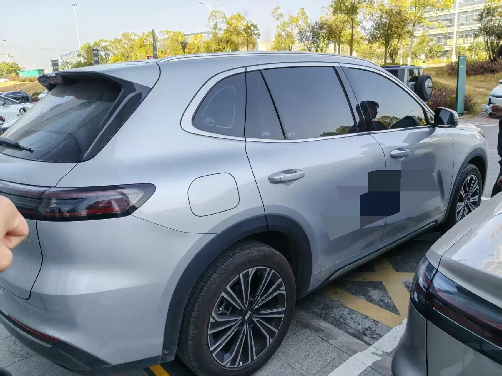 2025 GEELY GALAXY thumbnail 4